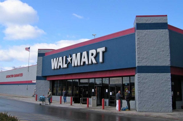 wal-mart-raises-the-salary-of-100-000-managers-money-economics